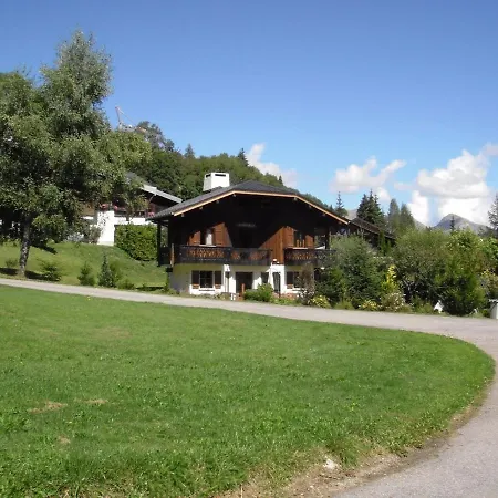 Spacieux Aux Gets - 4 Chambres, 12 Pers, Proche Centre Et Remontees, Wi-fi, Garage - Fr-1-671-237 בקתה *